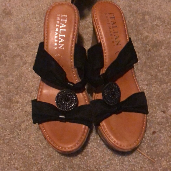 Sandals - Picture 3 of 3
